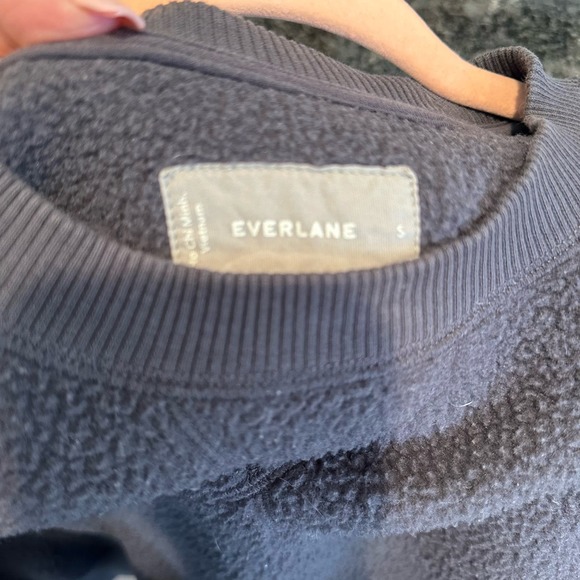 Everlane Renew Fleece Raglan Crewneck Sweatshirt In Pewter Gray - Picture 10 of 11